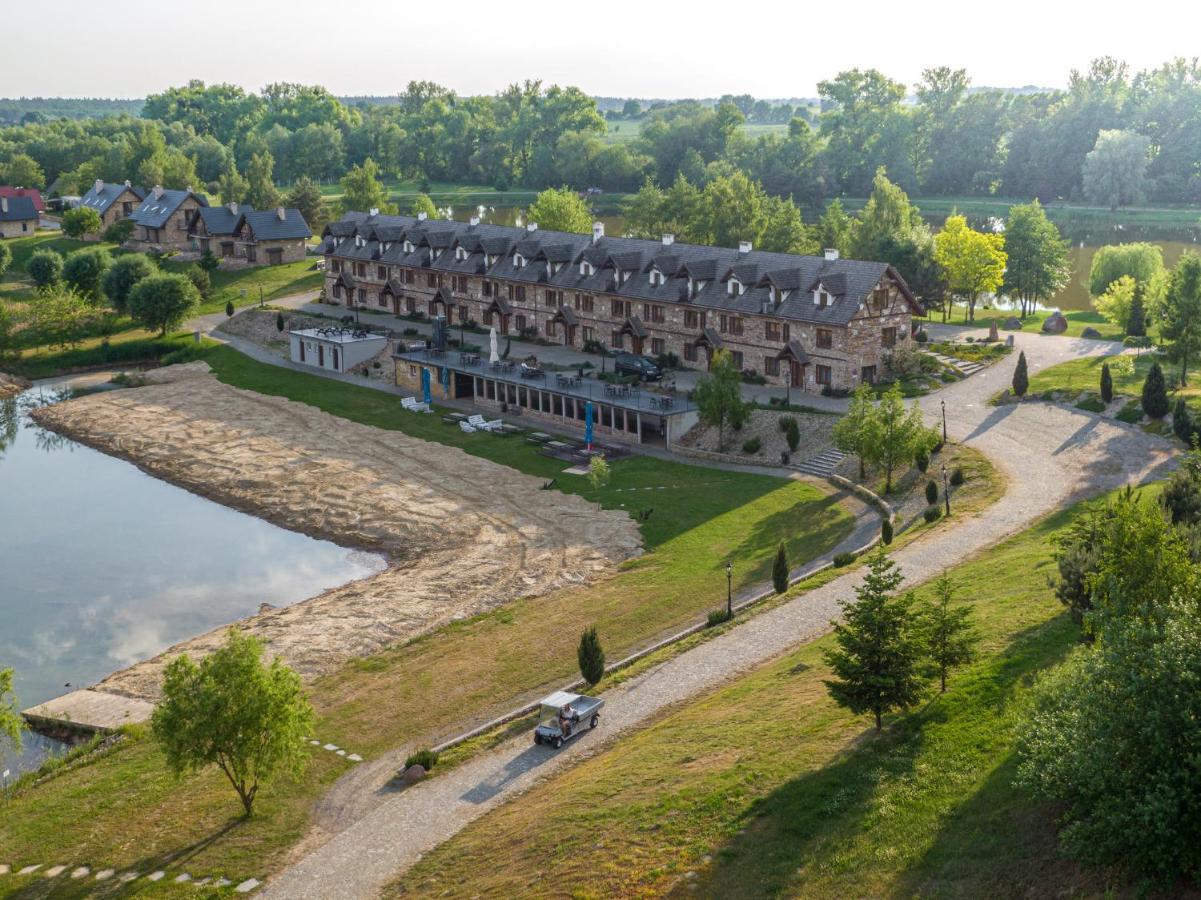 Milocin Park Centrum Wypoczynkowo-Konferencyjne Pierwoszow Exterior foto